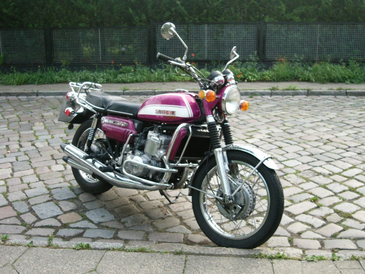 Suzuki GT750J